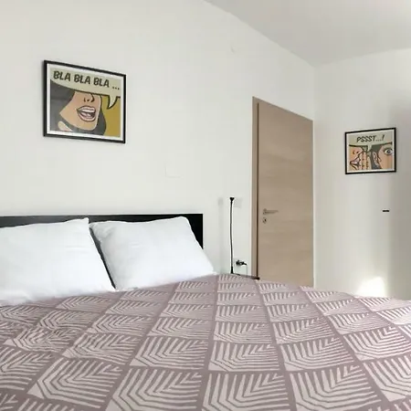 Apartment Fine&shine *